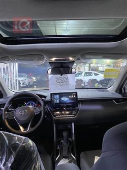 تۆیۆتا فرۆنتلاندەر